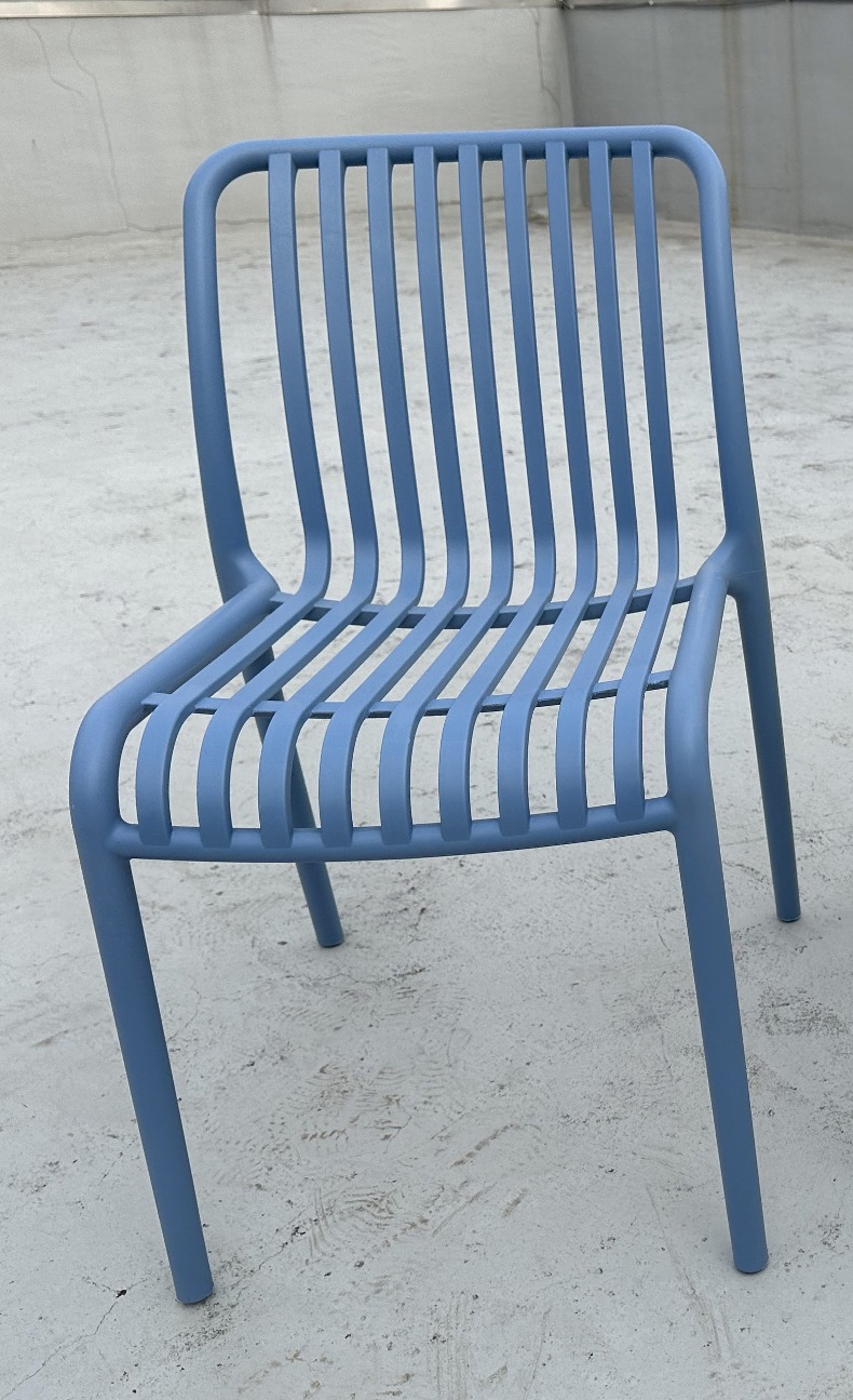 야외 플라스틱 라인 의자  블루